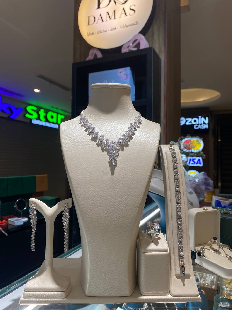 سيت فضة ٤ قطع