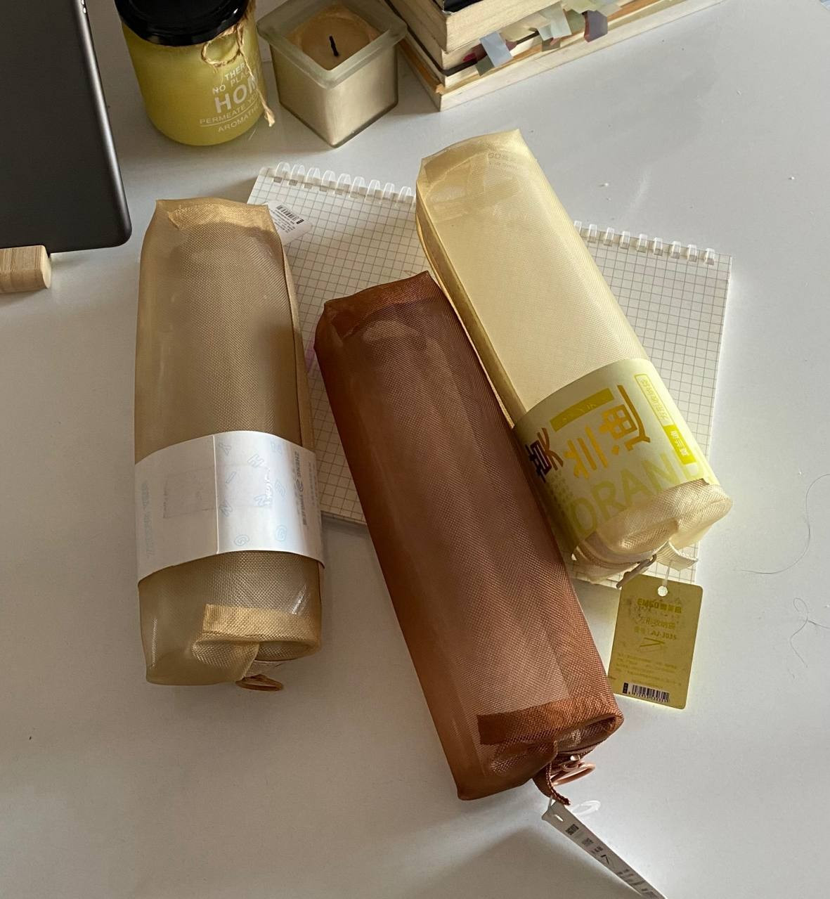 محفظة شفافة