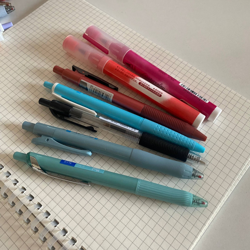 سيت اقلام ديلي ضغط ملونة