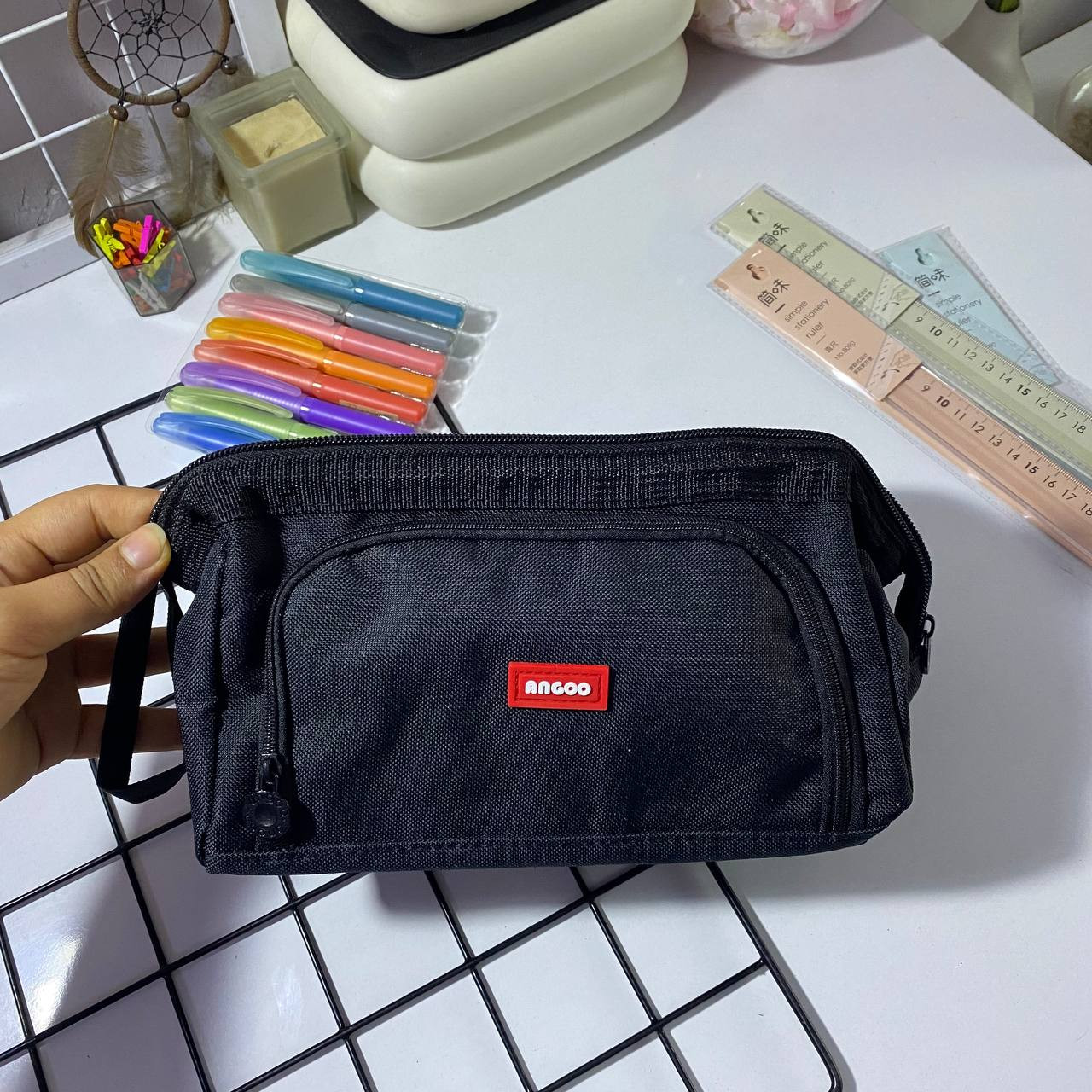 المحفظة العملاقة